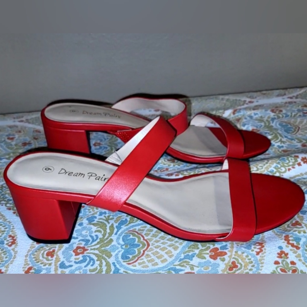 Red Sandals - Picture 4 of 5